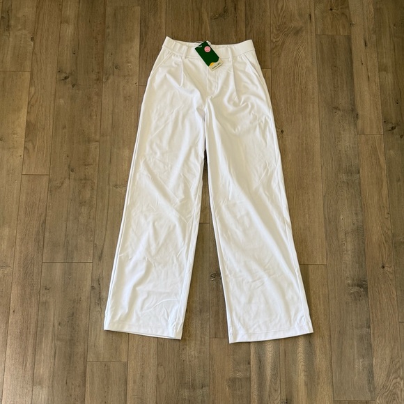 Halara High Waisted Side Pocket Straight Leg Work
Pants (White) NWT - Picture 10 of 12